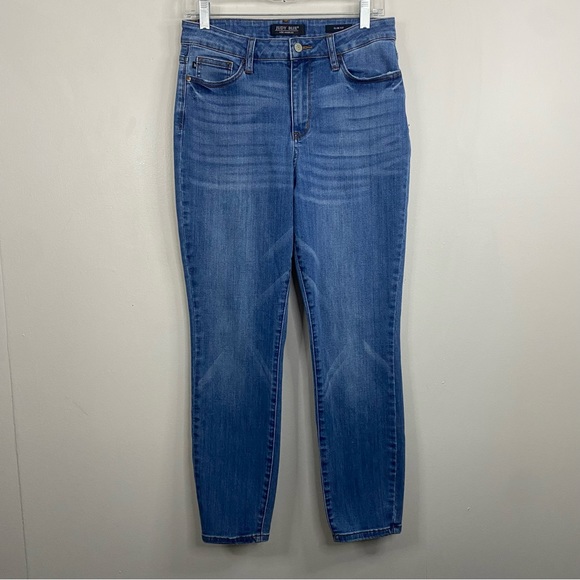 Judy Blue Gwen High Rise Slim Jeans Medium Wash size 29 - Picture 2 of 12